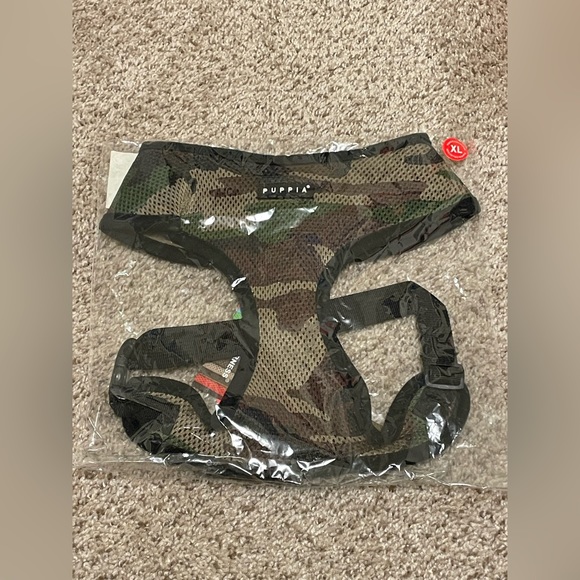 Puppia Authentic Neon Soft Vest Harness Camouflage, XLarge‎ NWT - Picture 1 of 4